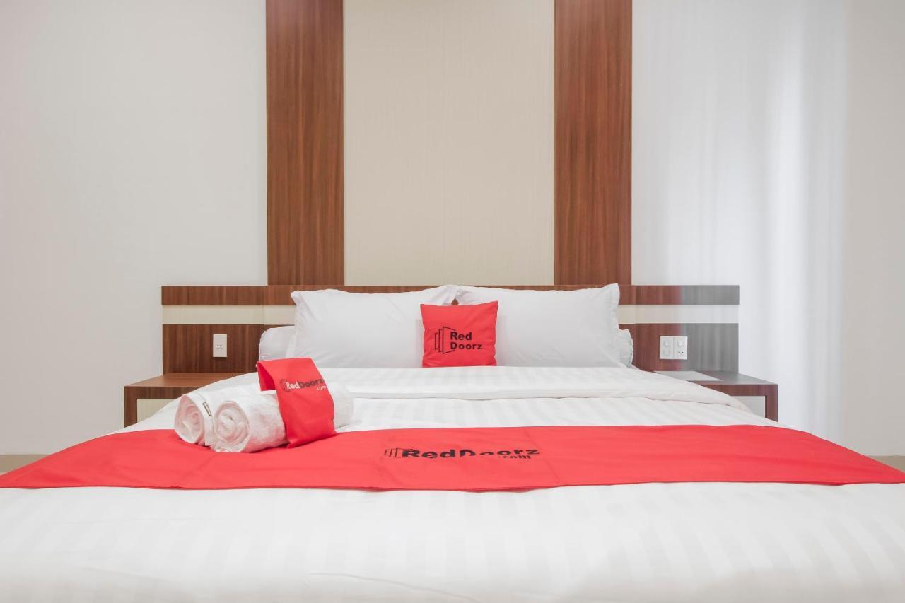 Reddoorz Premium @ Setiabudi Medan Sunggal Экстерьер фото
